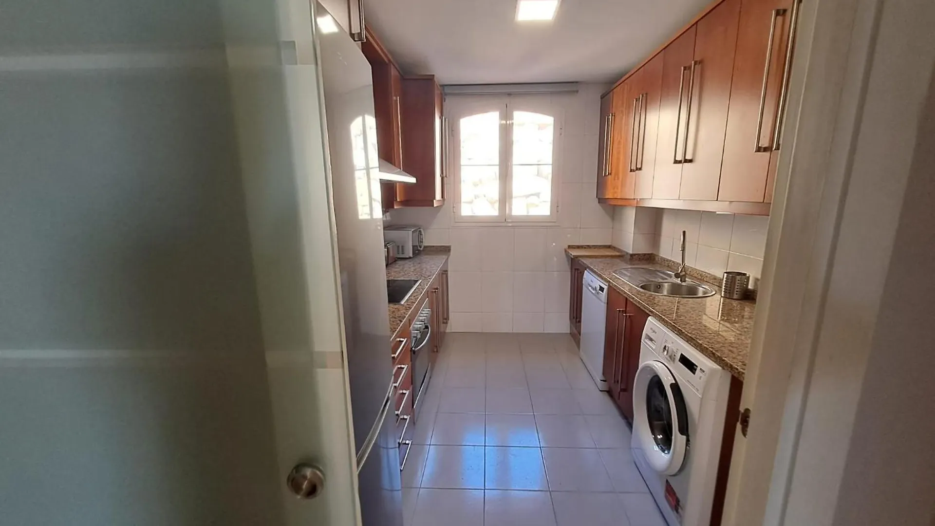 Amplio Y Cerca Del Mar Disponible Parking Apartment Manilva